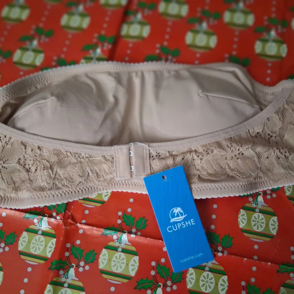 🔥MWT CUPSHE Women's NUDE Lace Bandeau Bra - Picture 6 of 10